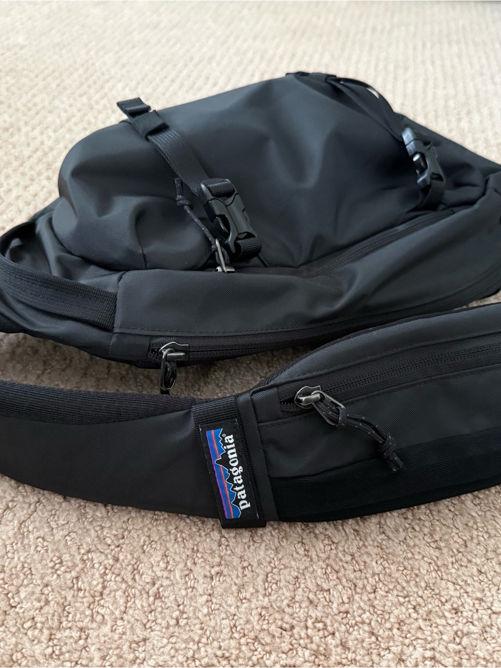 Patagonia Black Atom Sling Bag - Picture 3 of 7